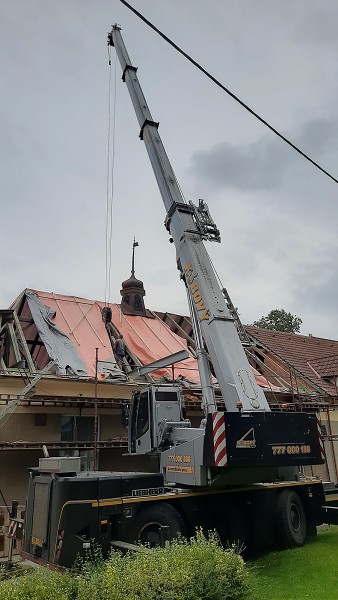 Oprava střechy sokolovny v roce 2023